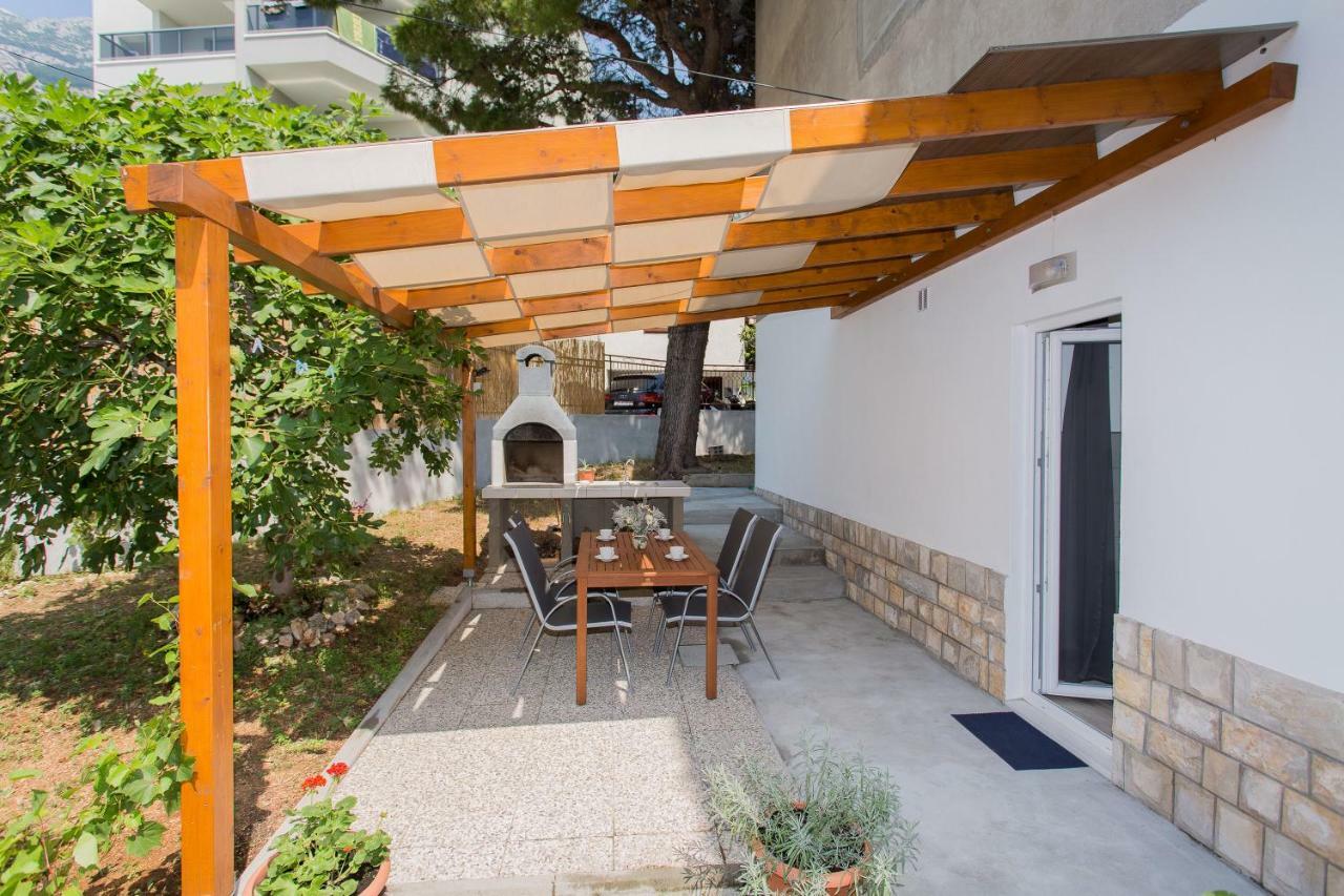 Apartments Pinery Makarska Exterior photo