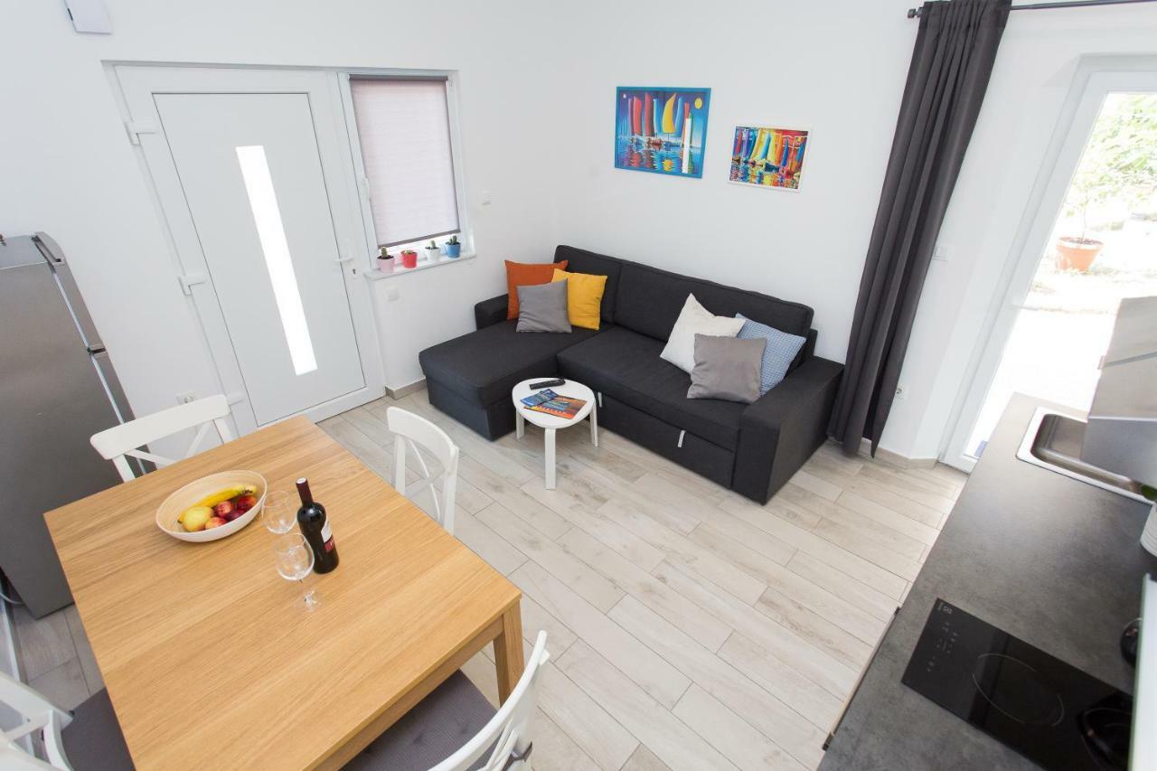 Apartments Pinery Makarska Exterior photo