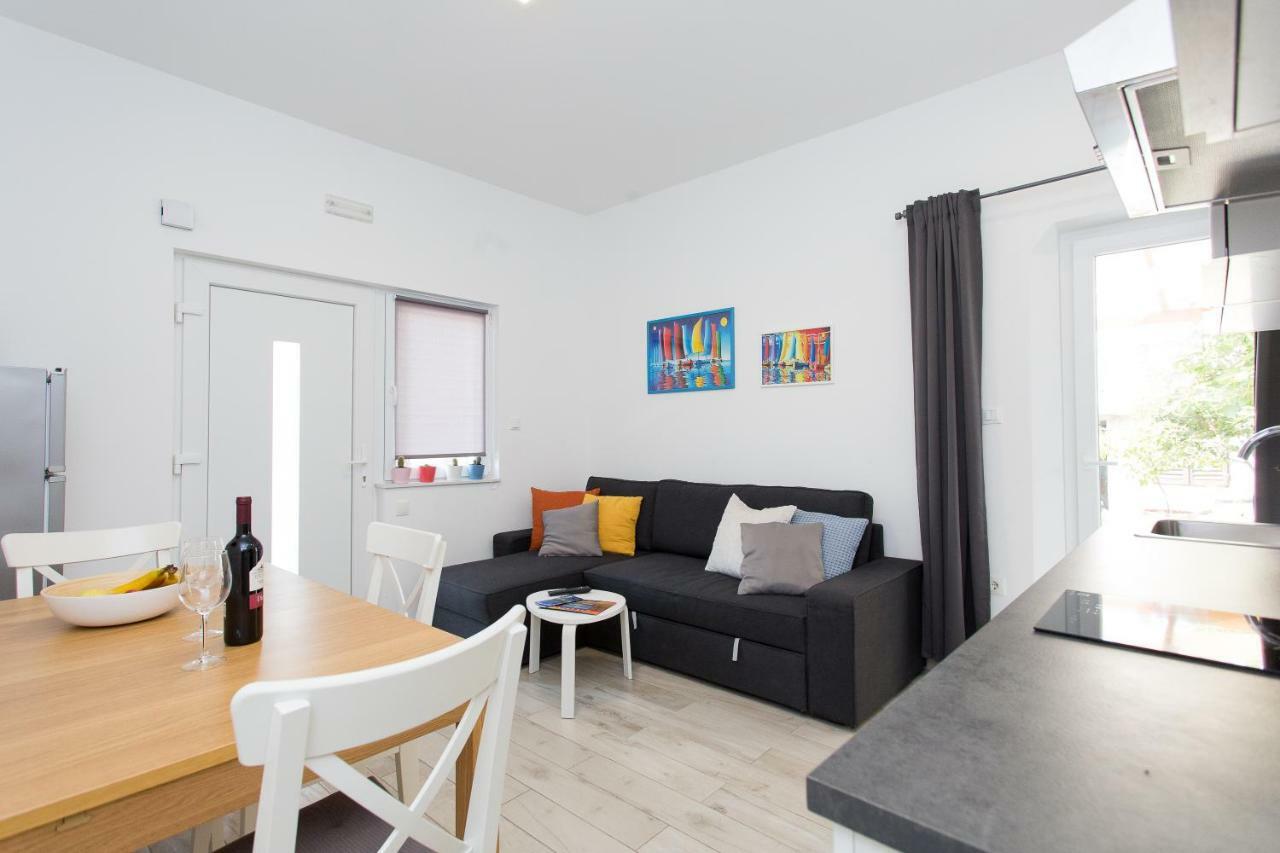 Apartments Pinery Makarska Exterior photo