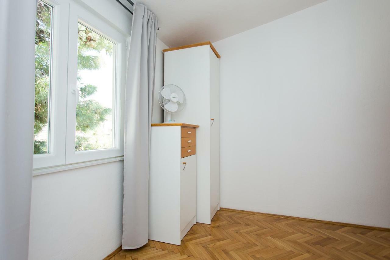 Apartments Pinery Makarska Exterior photo